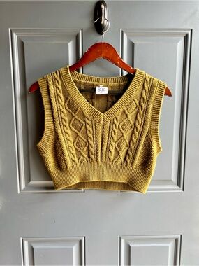 BDG Urban Outfitters Mossy Green Crop Knit Sleeveless Sweater